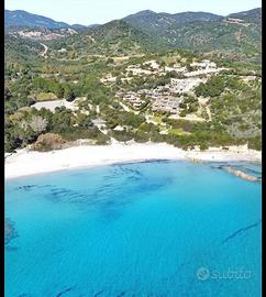 Villasimius località Is Traias su lotto di 5000 mq