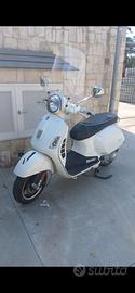 vespa gts 300