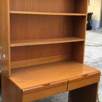 scrivania libreria 30€