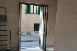 Alpignano Centro Storico - Locale 16 mq con serviz