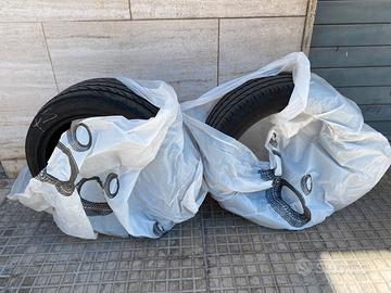 Coppia di gomme estive Pirelli 225/45 ZR 18 95Y