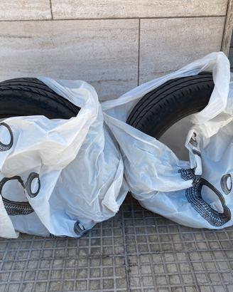 Coppia di gomme estive Pirelli 225/45 ZR 18 95Y