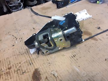 SERRATURA ANTERIORE SINISTRA PEUGEOT 407 Coupé 96