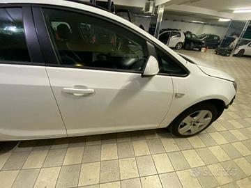PORTA ANTERIORE DESTRA OPEL ASTRA J 2015