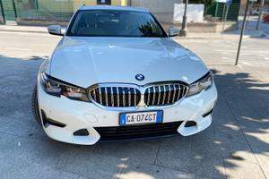 BMW 320d Touring Luxury Steptronic - 2020