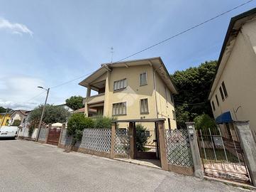 BIFAMILIARE A VENEZIA