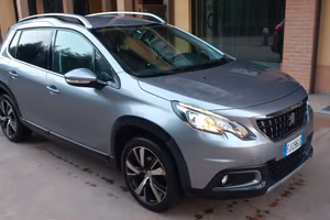 Peugeot 2008 BlueHDi 120 S&S Allure