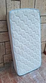 MATERASSO BAMBINI+CUSCINO ANTISOFFOCAM.FUORIGROTTA