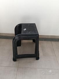 Sgabello con gradino colore nero 