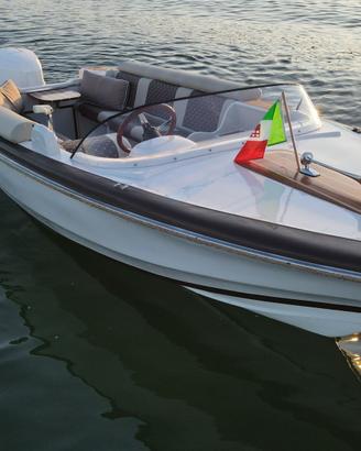 Runabout d'epoca 1967, restaurato, pronto all’uso
