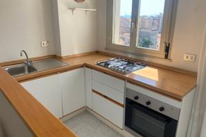 Bivani arredato con posto auto zona Fiera