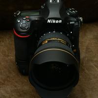 Nikon D850 con AF-S 24-70 2.8 e battery grip 