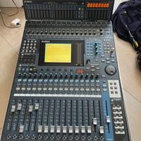 Mixer Yamaha DM1000 V2