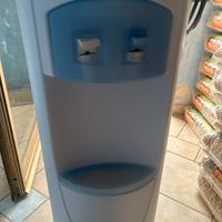 Distributore acqua