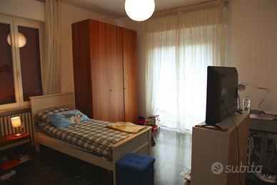 Camera x Studenti in Via Manzoni