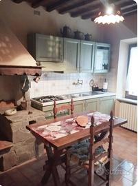 Bilocale in zona collinare