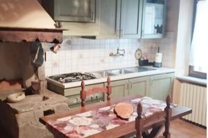 Bilocale in zona collinare