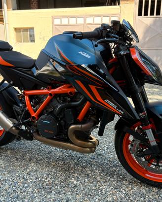 KTM 1290 Super Duke R - 2022 - UNIPROPROPRIETARIO