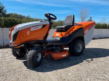 Trattorino tagliaerba STIHL RT 5112 Promo