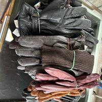Stock guanti pelle