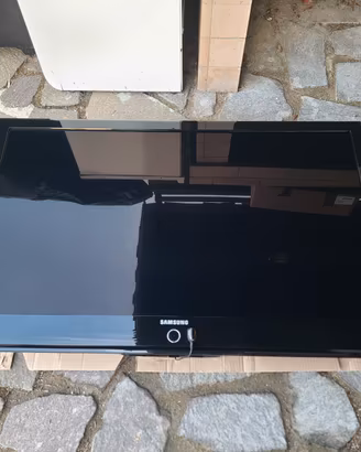 TV Samsung LCD 46"