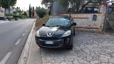 PEUGEOT 4007