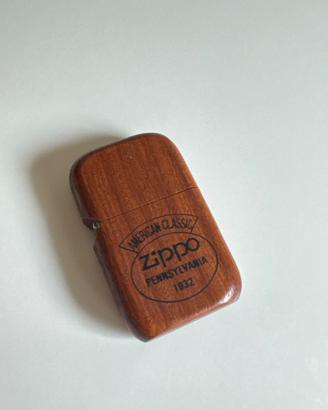 Accendino Zippo custodia legno di noce