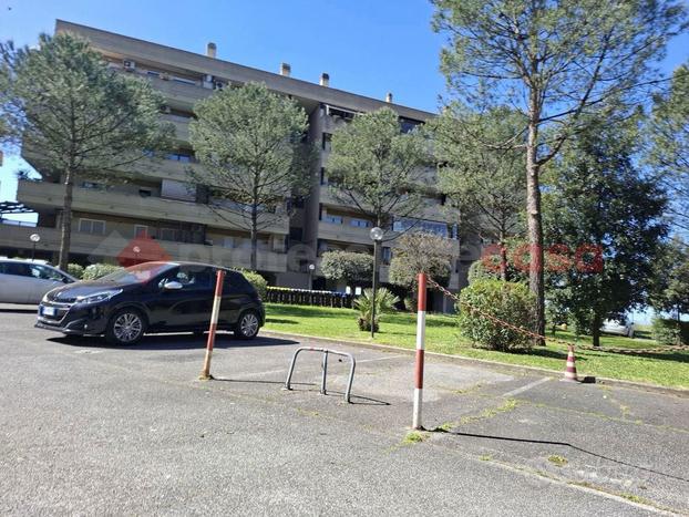 Box/Posto auto Roma [Cod. rif 3226069ARG]