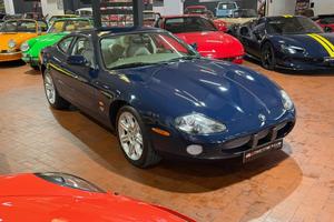JAGUAR XK8 4.0 Coupé Pelle beige tagliandi