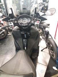 Piaggio MP3 300 - 2015