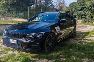 BMW 318D TOURING M Sport FULL