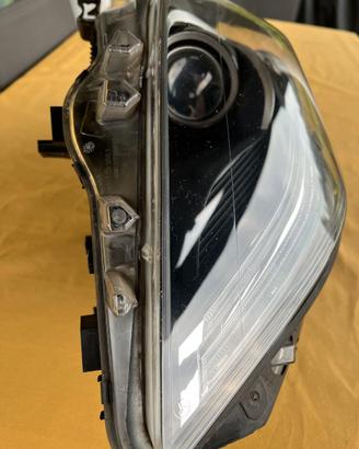 faro anteriore dx mercedes classe b serie w246