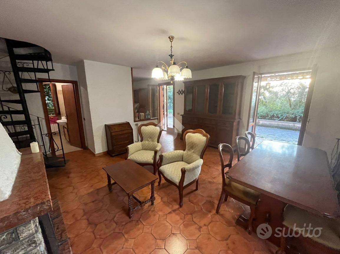 Casa – Subiaco, Forma Focerale - Vista 2
