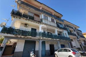 3 LOCALI A CASTELLAMMARE DI STABIA