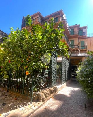 2 LOCALI A SANREMO