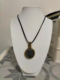 ciondolo co bronzo di Filippo 