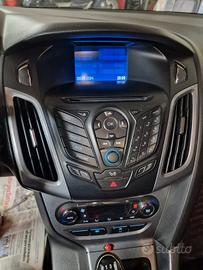 Stereo ford focus 2012