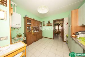 QUADRILOCALE A POSTO CON BOX