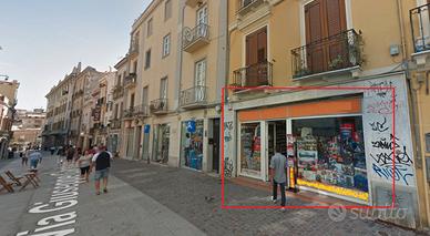 Via Garibaldi - Locale commerciale bilivelli