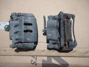 due pinze freno anteriori HONDA LEGEND 3.2  280mm