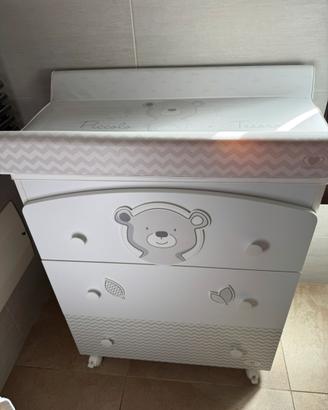 Cassettiera culla e fasciatoio cuoricini