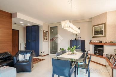 3 LOCALI A DESENZANO DEL GARDA