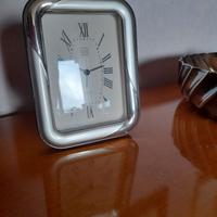 Orologio da tavolo con cornice argento