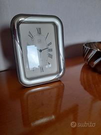 Orologio da tavolo con cornice argento