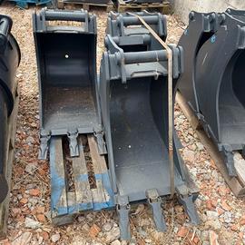 BENNA SCAVO CANGINI DA 400MM CR50 NUOVA