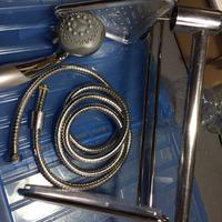 Set bagno saliscendi e porta schampoo