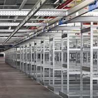 Scaffalatura in metallo per magazzino marca ROSSS