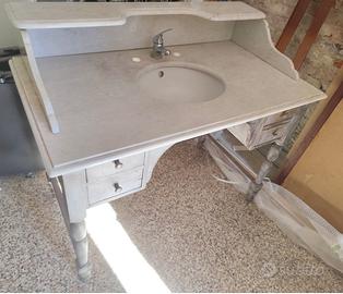 Mobile bagno vintage