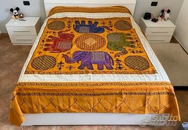 Tessuti batik arazzi copriletto dall'INDIA