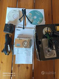 Coolpix S3100 Silver  Kit completo con acc. extra 